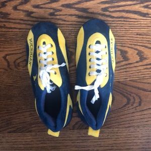 Men’s University of Michigan Slippers